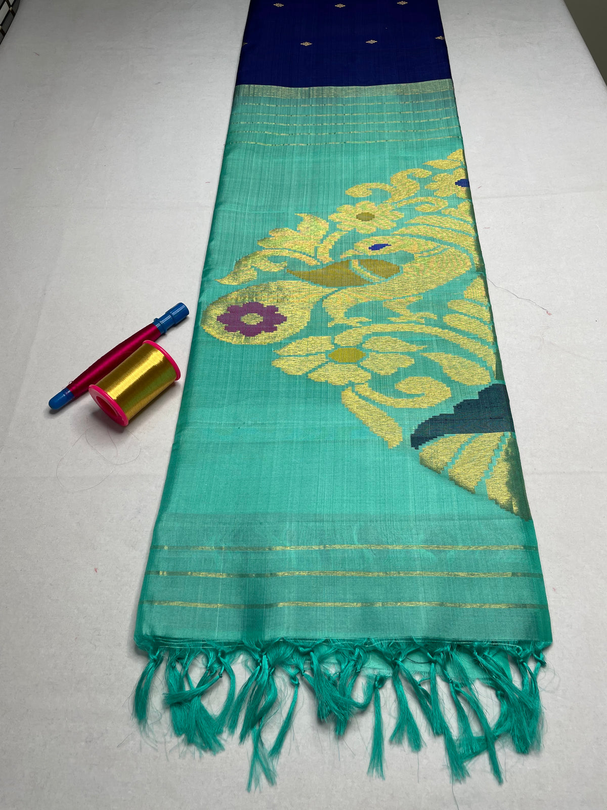 Handloom Pure Soft Silk Saree with Butta Border - Royal Blue - view 3