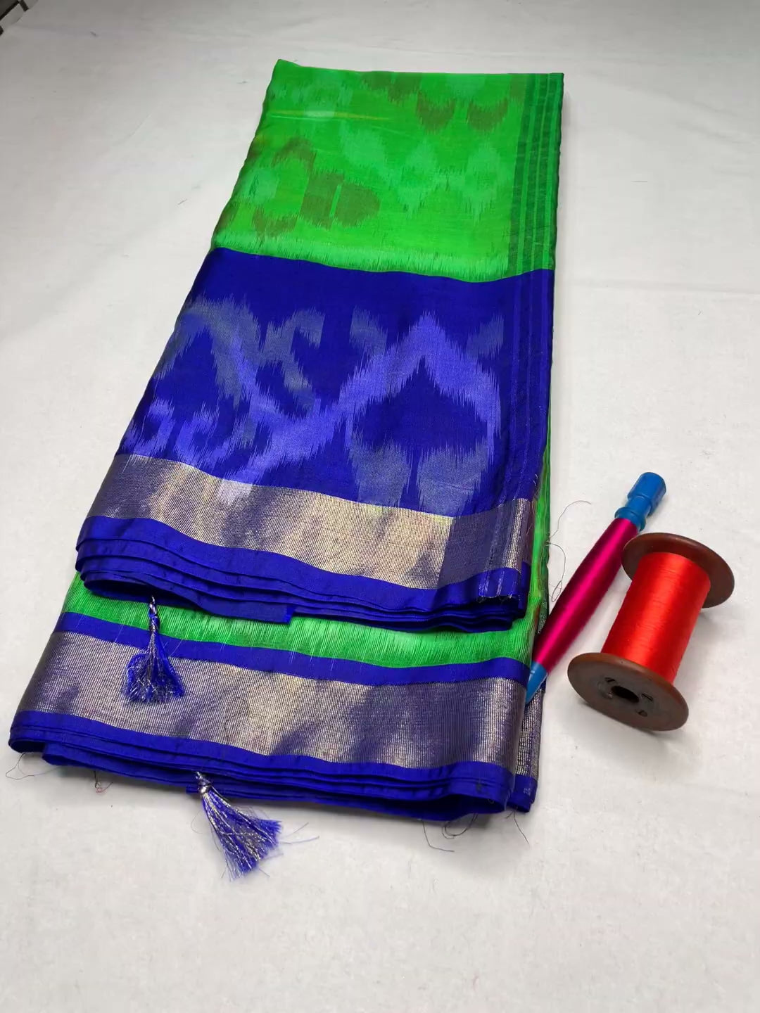 Pochampally Semi Silk Saree - Parrot Green - view 2